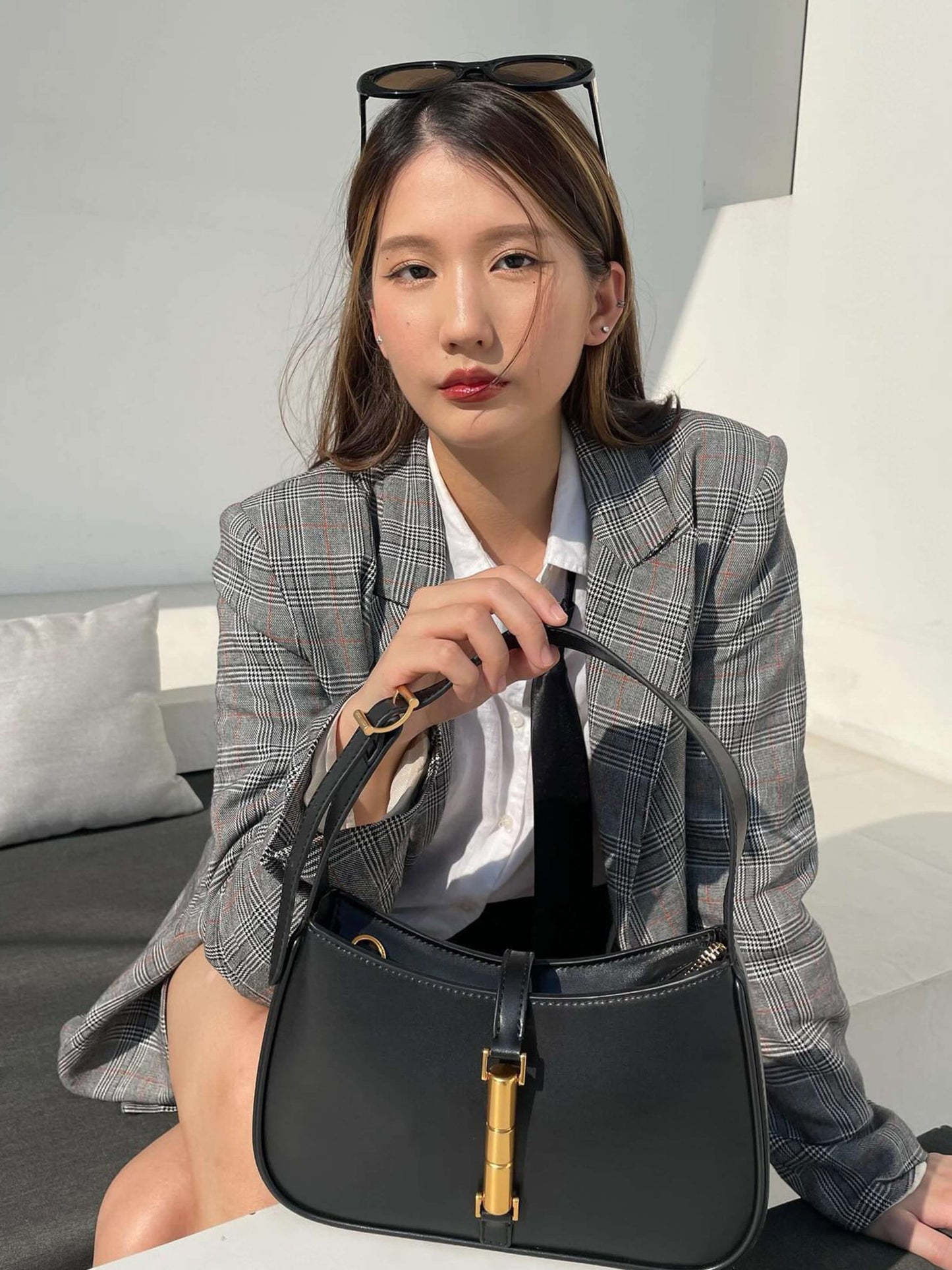 Seame - Rose clutch with strap White Regular